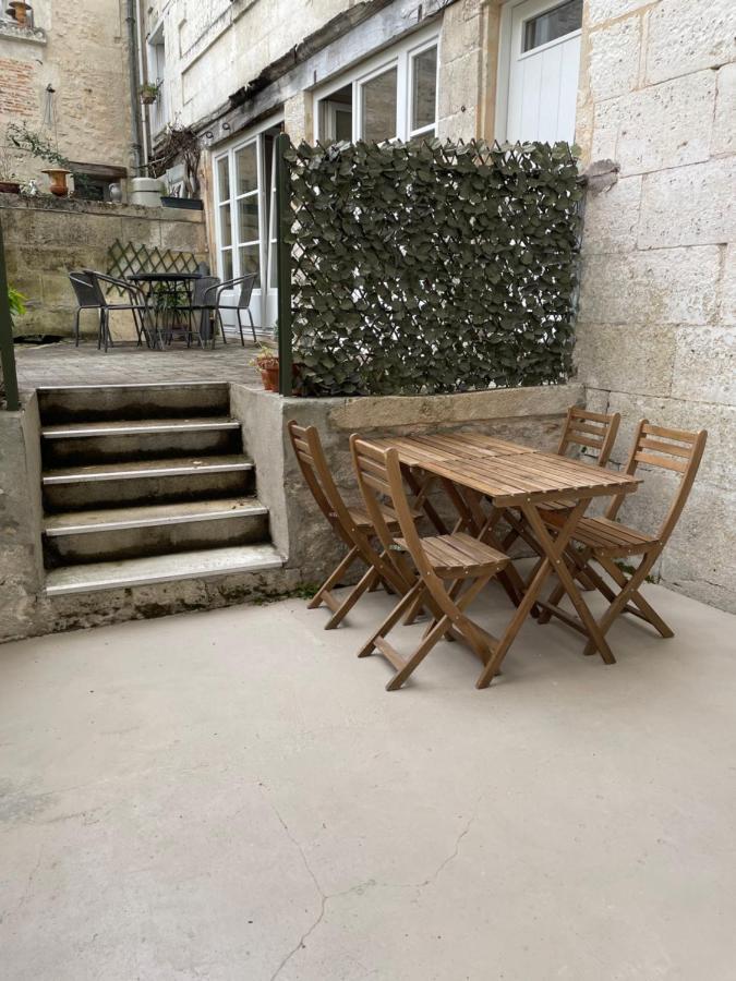Auberge Du Boisne Villebois-Lavalette Экстерьер фото