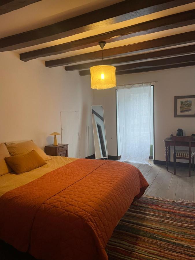Auberge Du Boisne Villebois-Lavalette Экстерьер фото